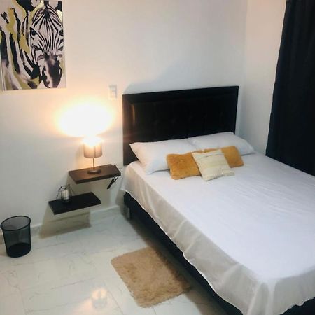 Habitacion Privada Hostel 790 Medellín Eksteriør billede